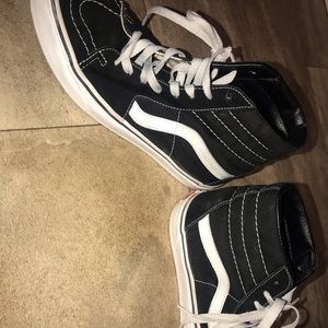 High top black white vans